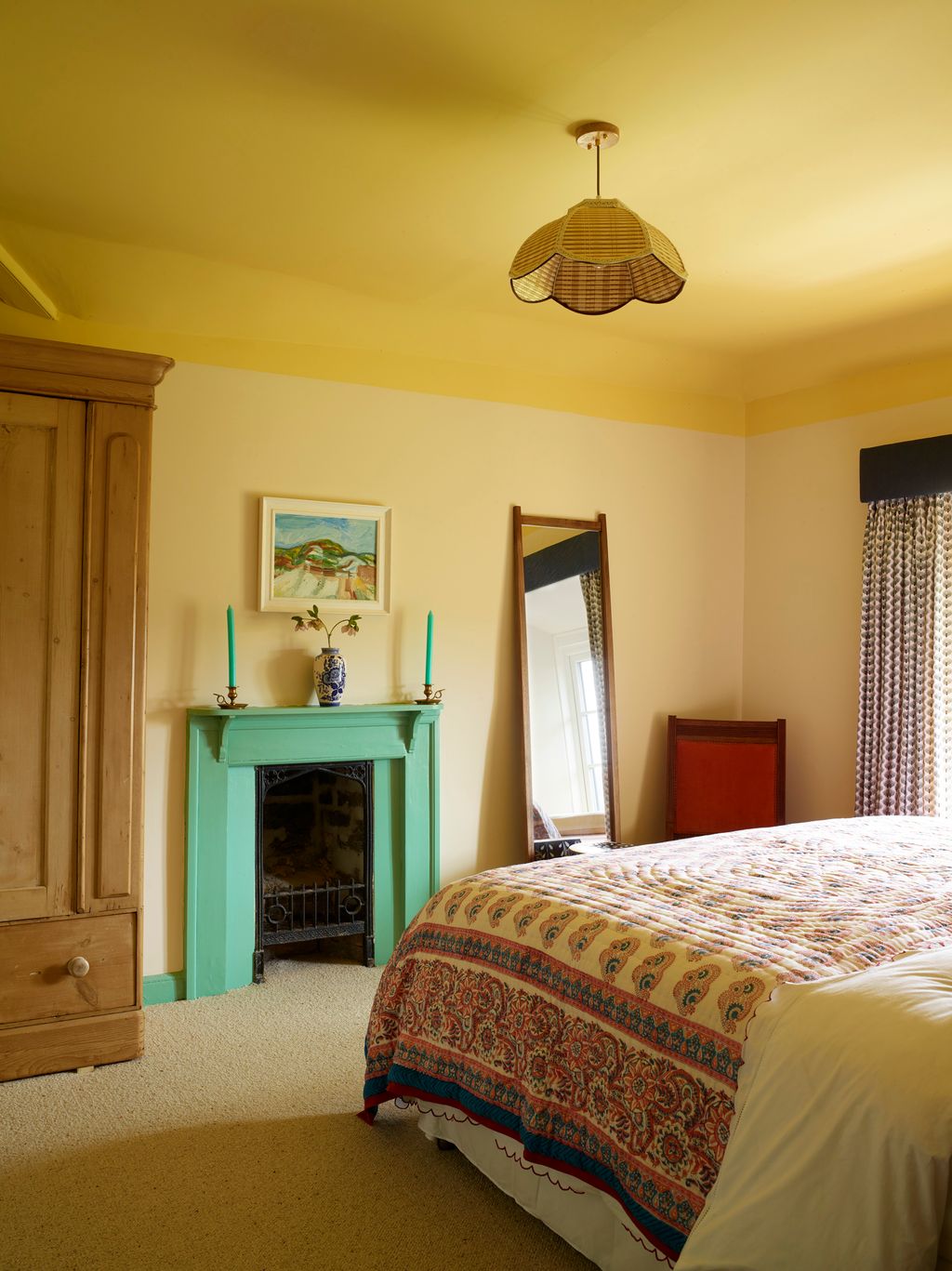 Image may contain Furniture Bed Room Bedroom Indoors Interior Design and Corner