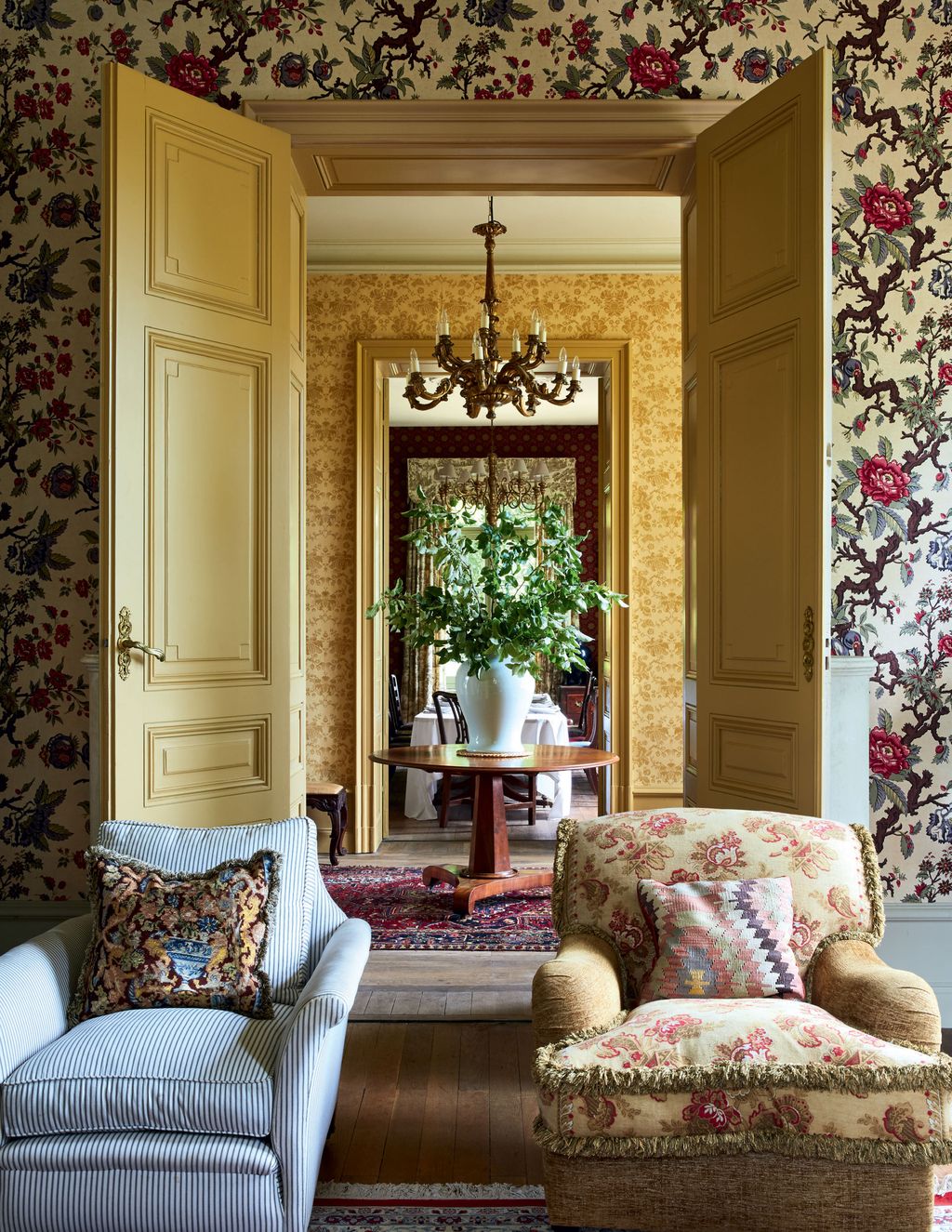 Image may contain Furniture Living Room Indoors Room and Couch