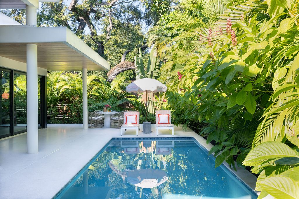 Image may contain Building Hotel Resort Tub Hot Tub Jacuzzi Patio and Outdoors