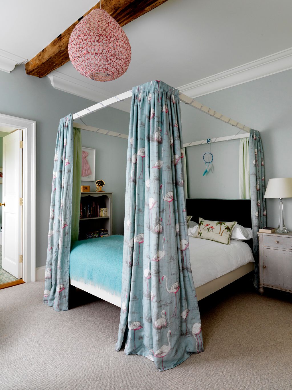 Image may contain Room Bedroom Indoors Furniture Flooring Dorm Room Bed Living Room and Interior Design