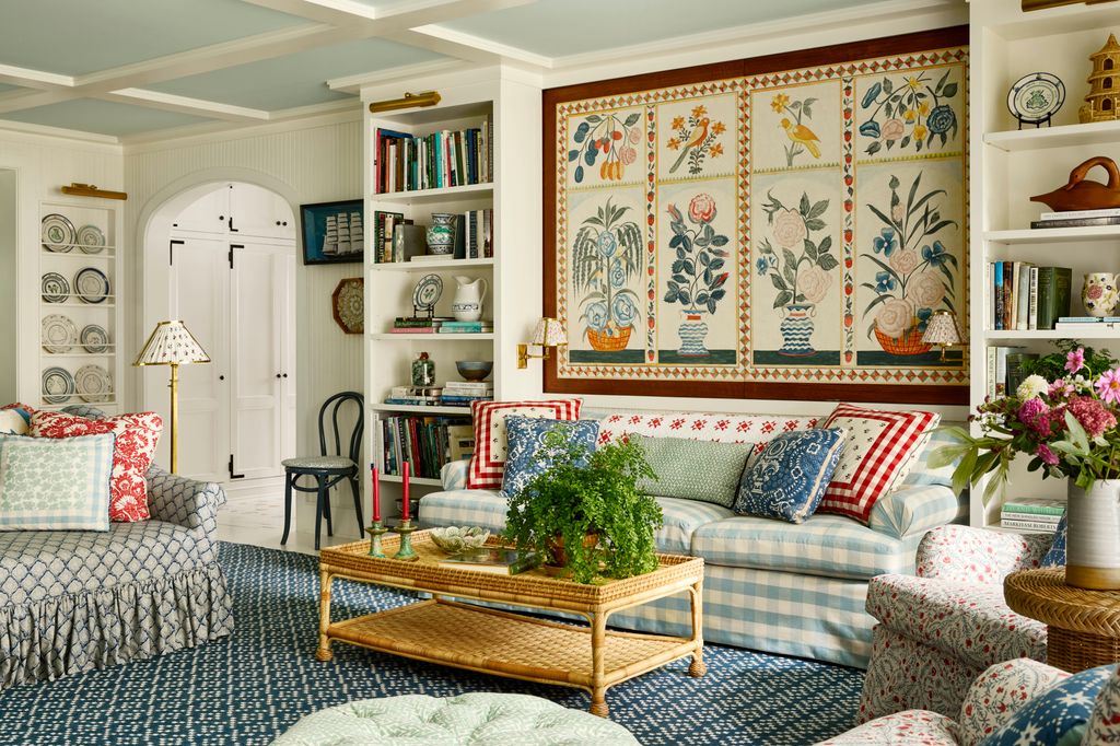 Furniture Living Room Room Indoors Couch Table Interior Design Rug Coffee Table and Cushion