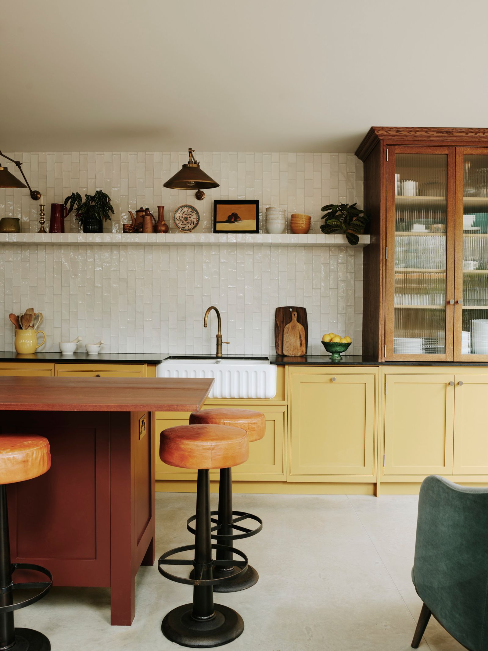 For the kitchen splashback Laura wanted something neutral reflective and with depth and texture. She chose metro tiles...