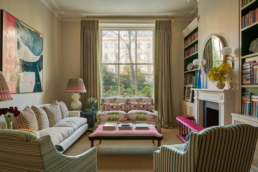 Living Room Room Indoors Furniture Couch Interior Design and Cushion