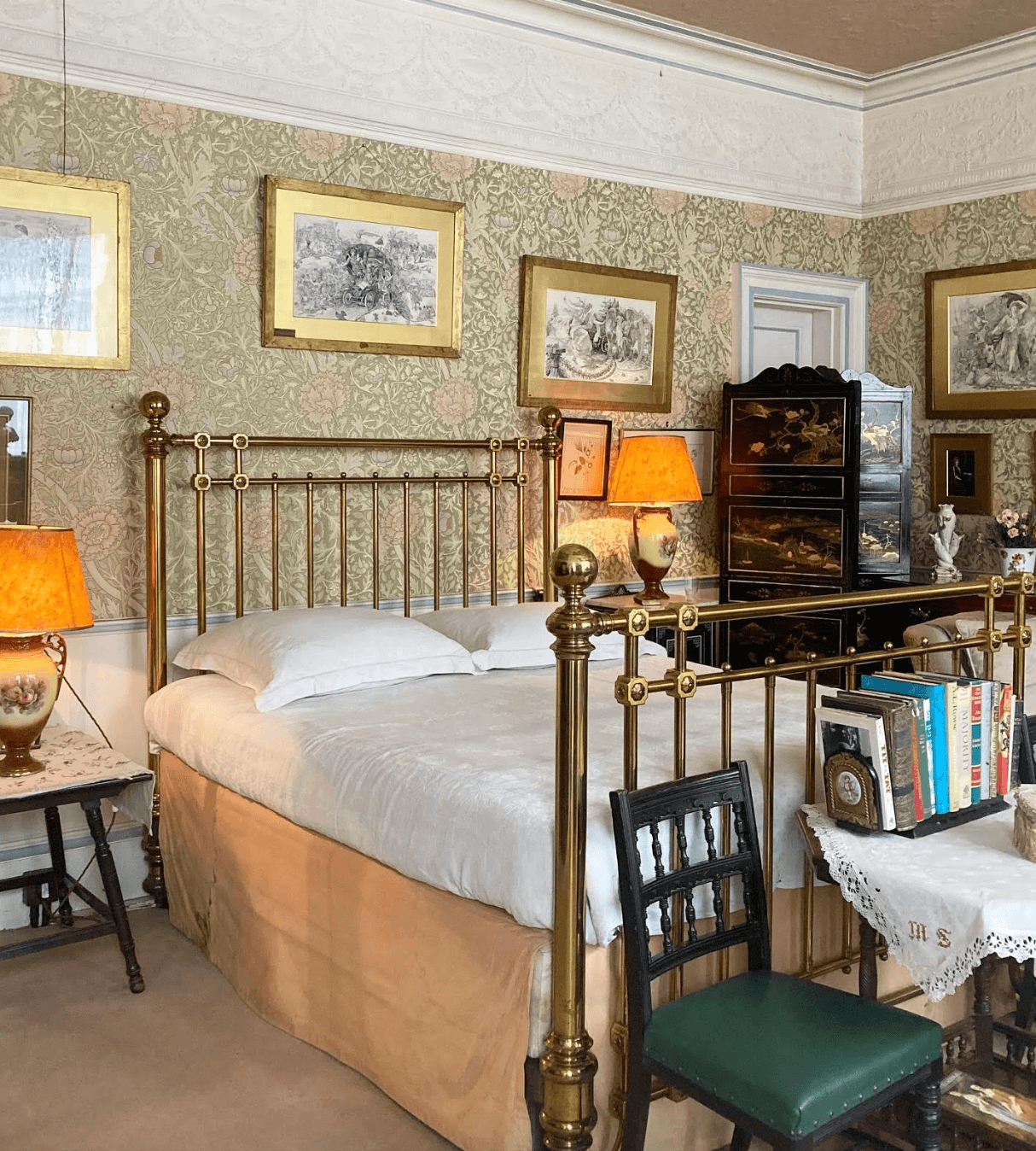 Why are Victorian interiors so unappealing