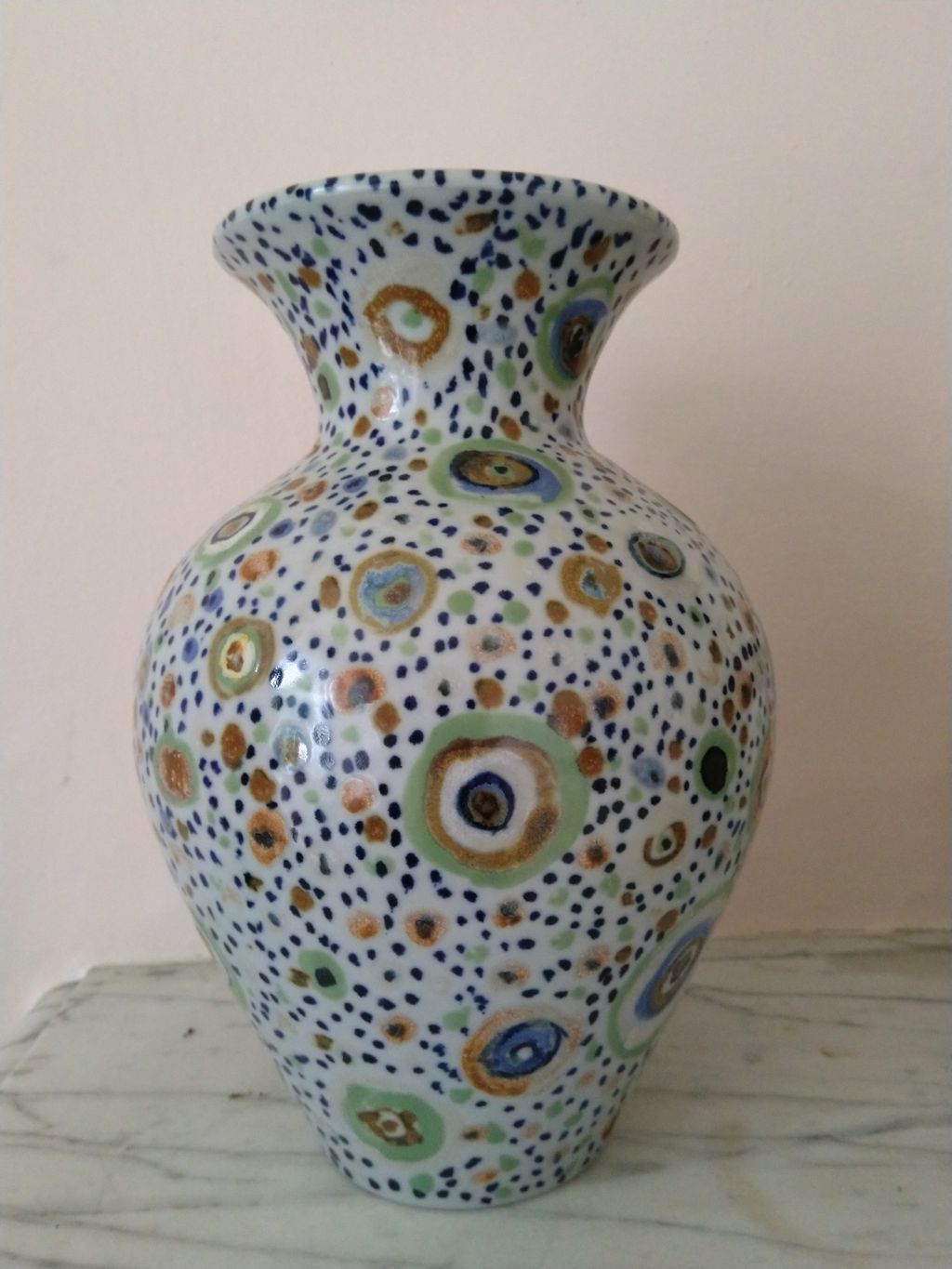 Stoneware vase with ‘Roman Glass motif 2000.