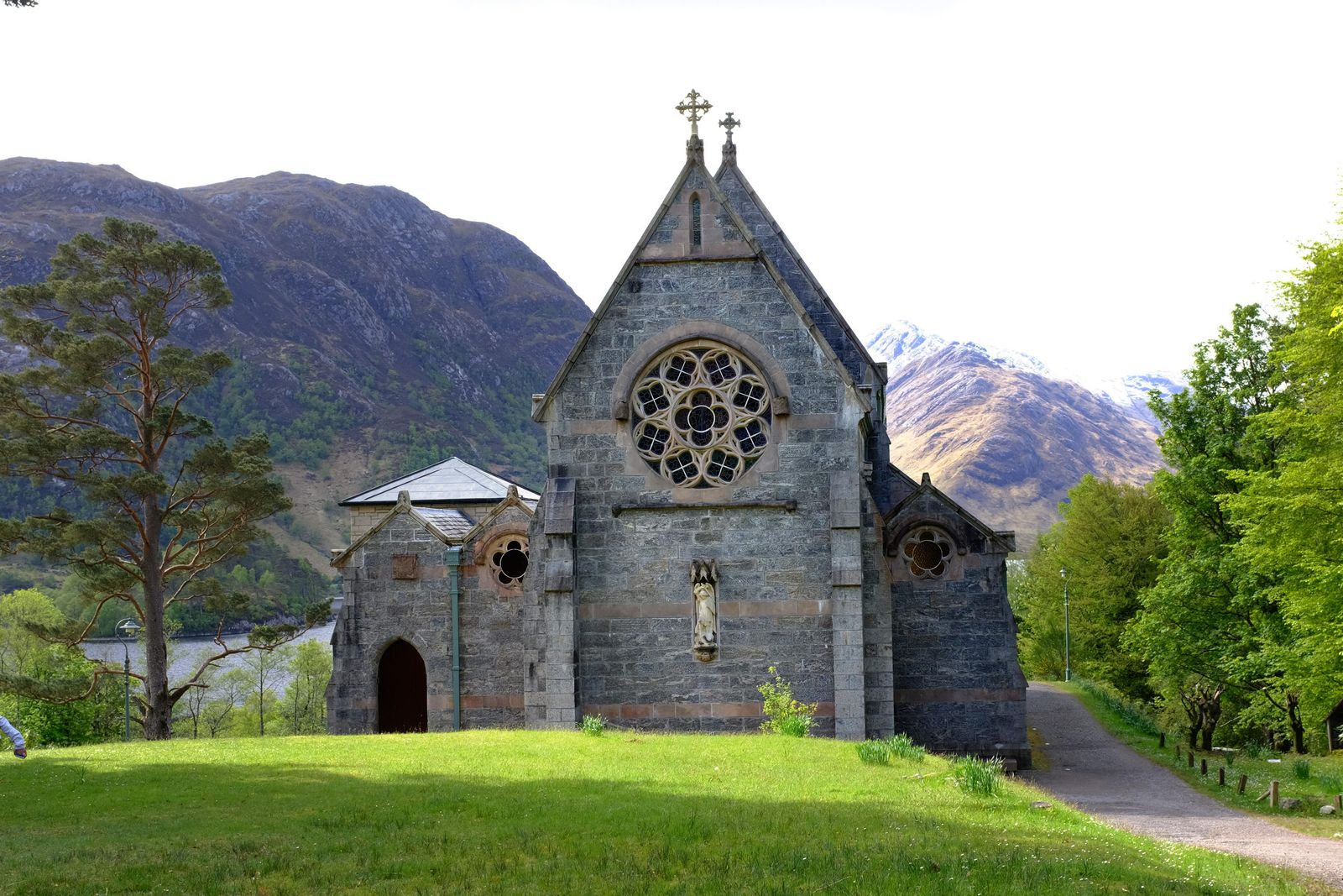 TA83P4 Glenfinnan Cathilic church of St Mary and St FinnanScotland May 8th  19th. Trip across ScotlandFoto Samantha...
