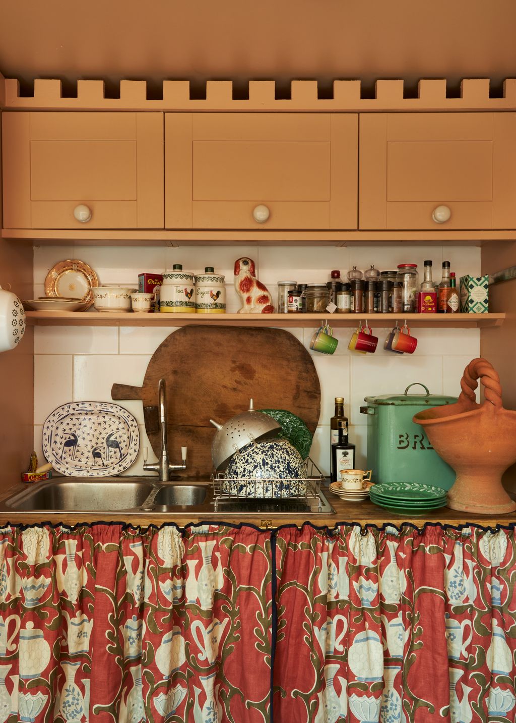 Creative consultant Max Hurds London terrace is the perfect illustration of his eclectic influences from Oscar Wilde to...