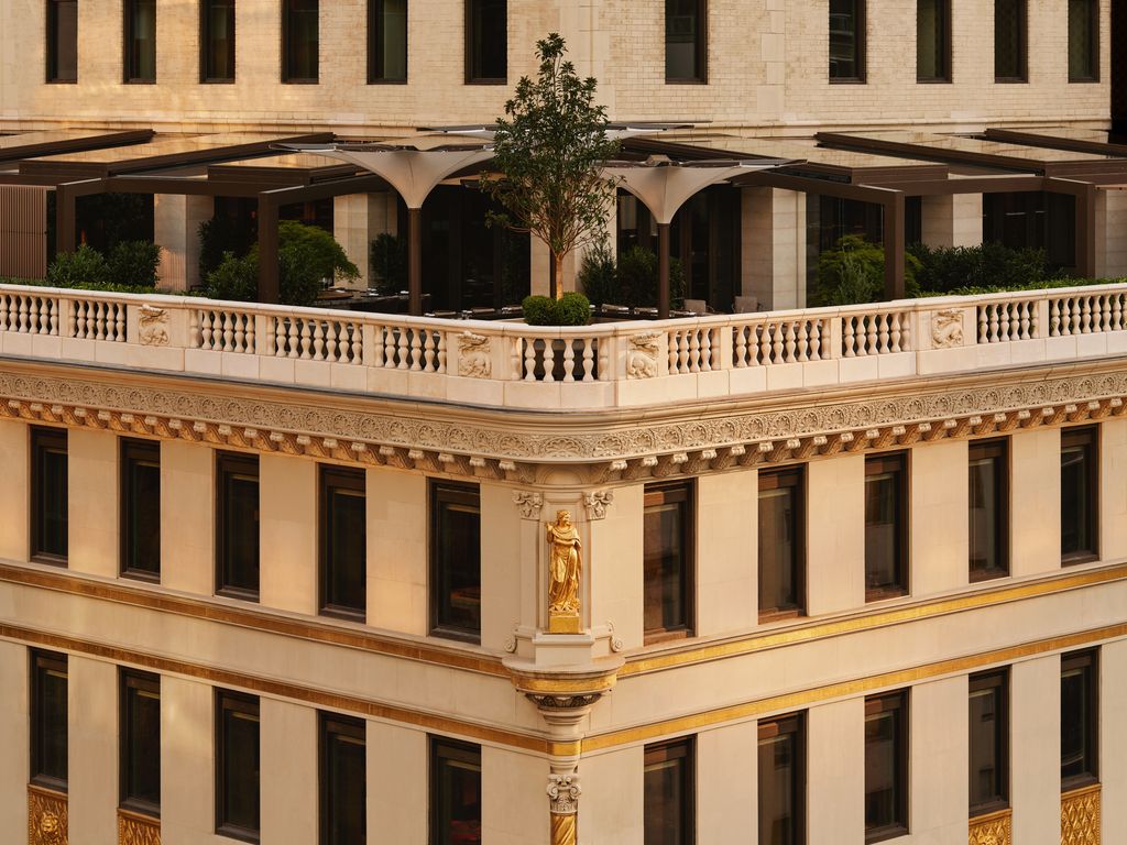 Best for ultraluxurious tranquility next to Central Park  The term ‘urban oasis gets thrown around quite willy nilly...