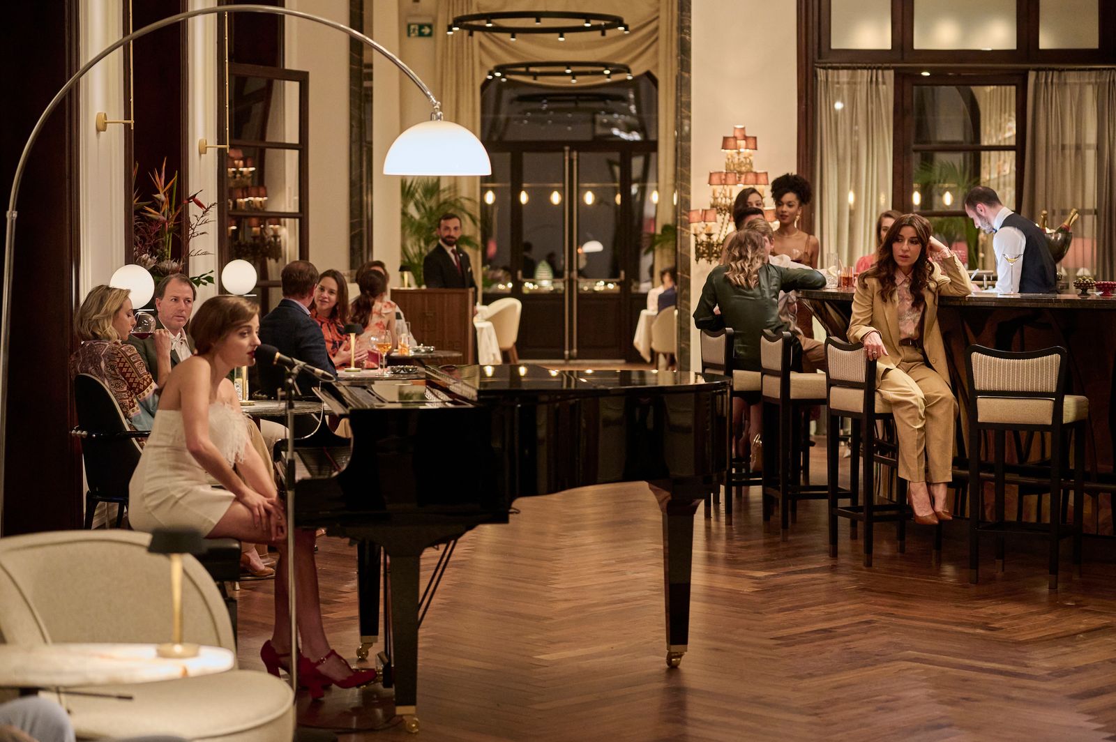 the white lotus piano arching lamp chair bar