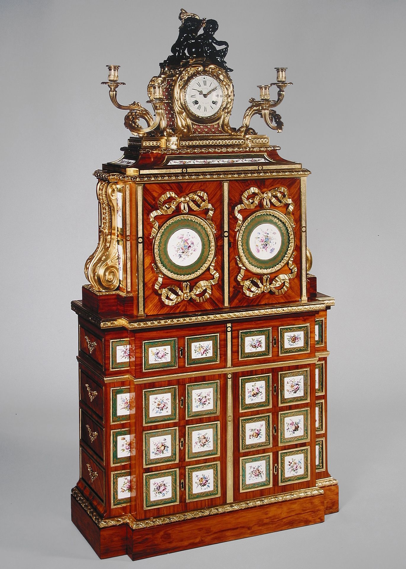 c.176667 fittingcabinet and clock