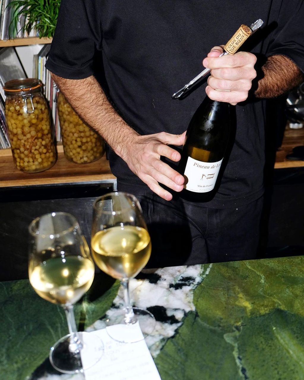 best restaurants in paris wine bar