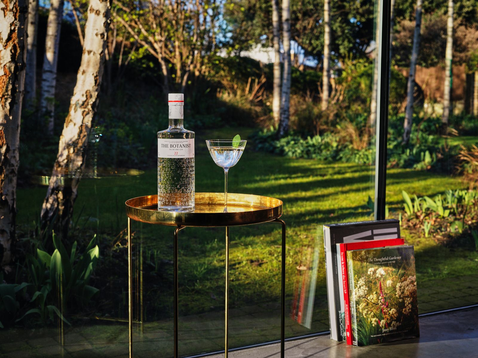 How to make a martini with The Botanist.