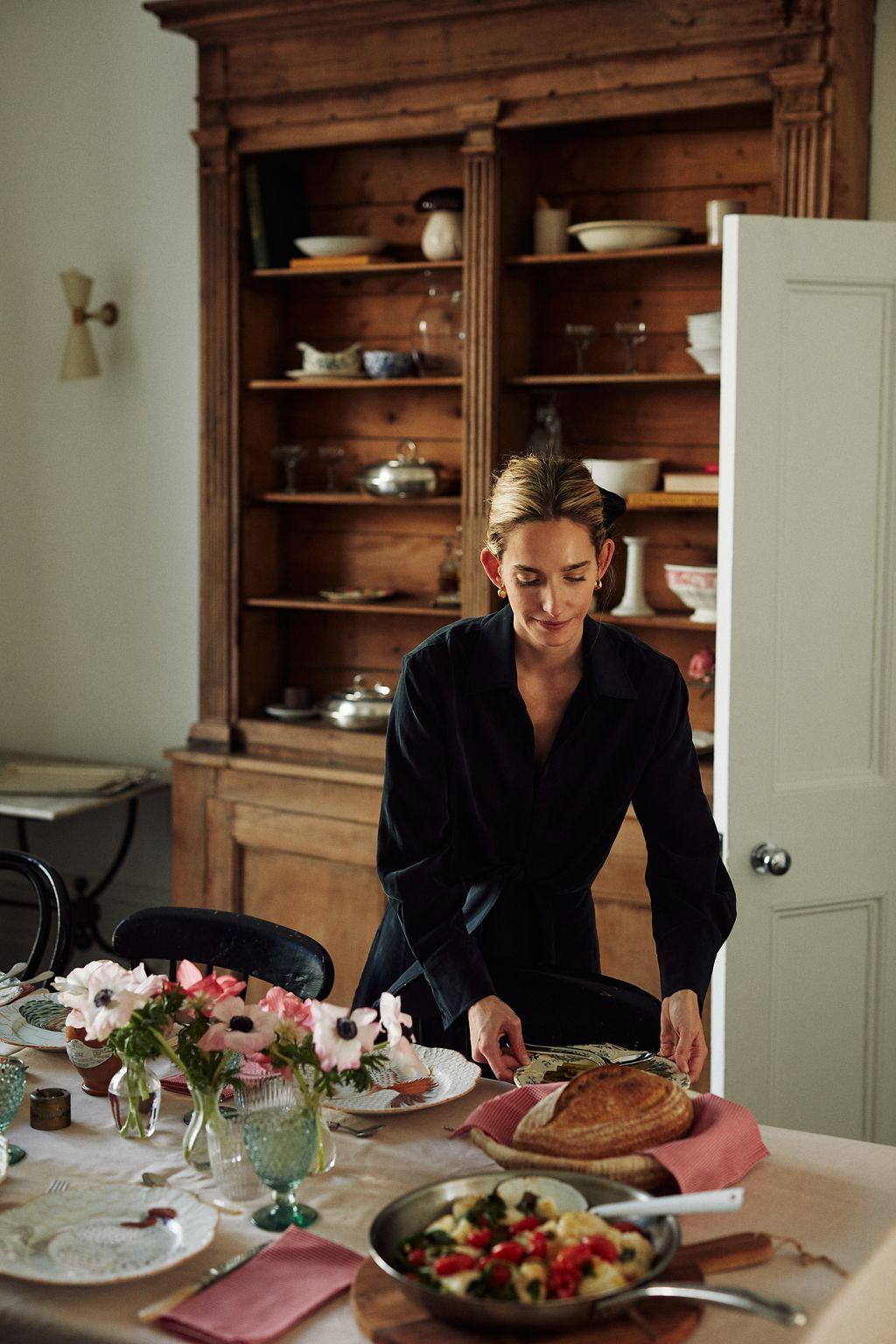 The water glasses are from Zara Home the green wine glasses are from Villeroy  Boch.