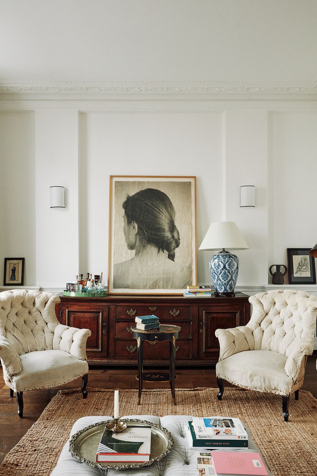 The chairs are from La Europea Madrid illuminated by a lamp from Sophie Conran.