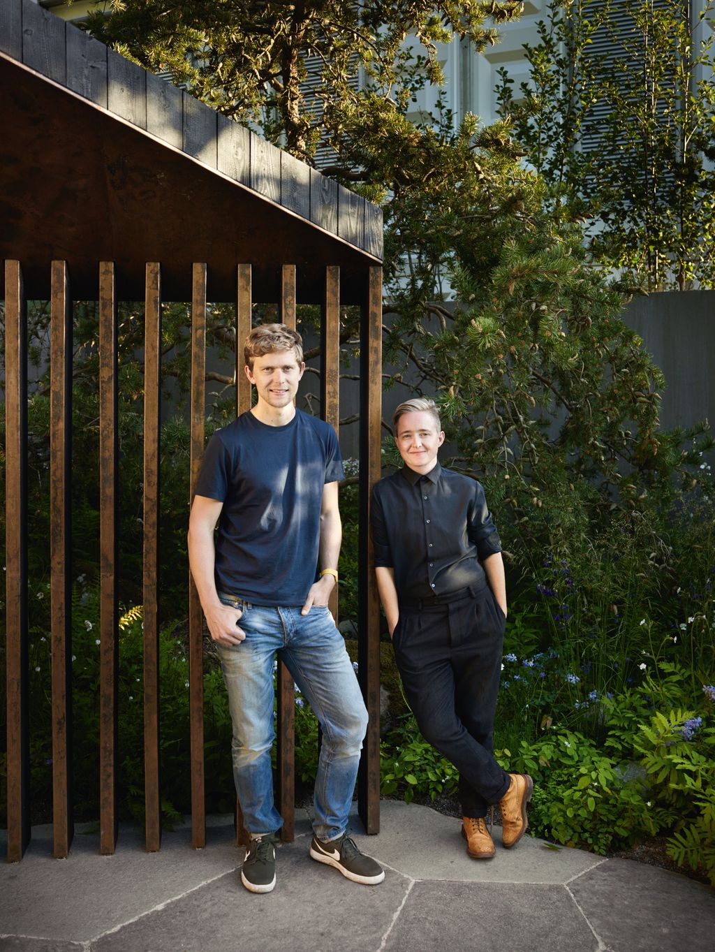 With three studios across the UK Charlotte Harris Hugo Bugg and their team produce exceptional gardens that harness the...