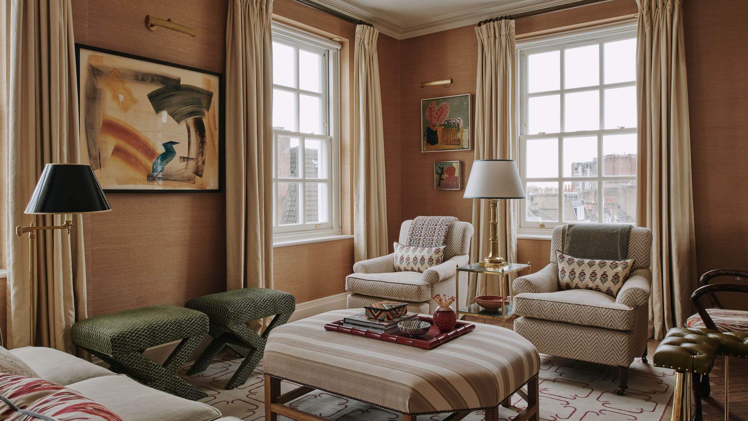 Three clever classic living room layouts to copy for small houses