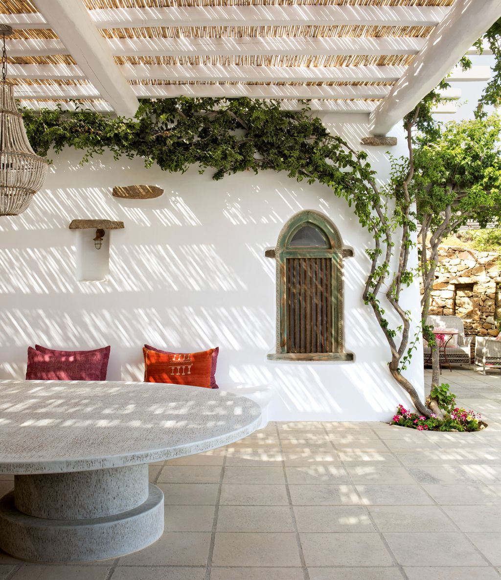 The outside dining area.