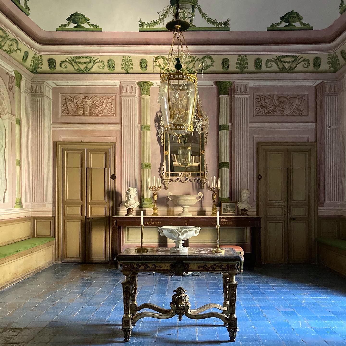 The entrance to the piano nobile at the Palazzo Castelluccio.