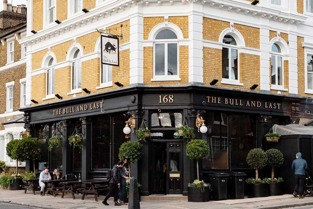 This lovely pub on the edge of Hampstead Heath is so very popular you will need to plan ahead and book to secure a...