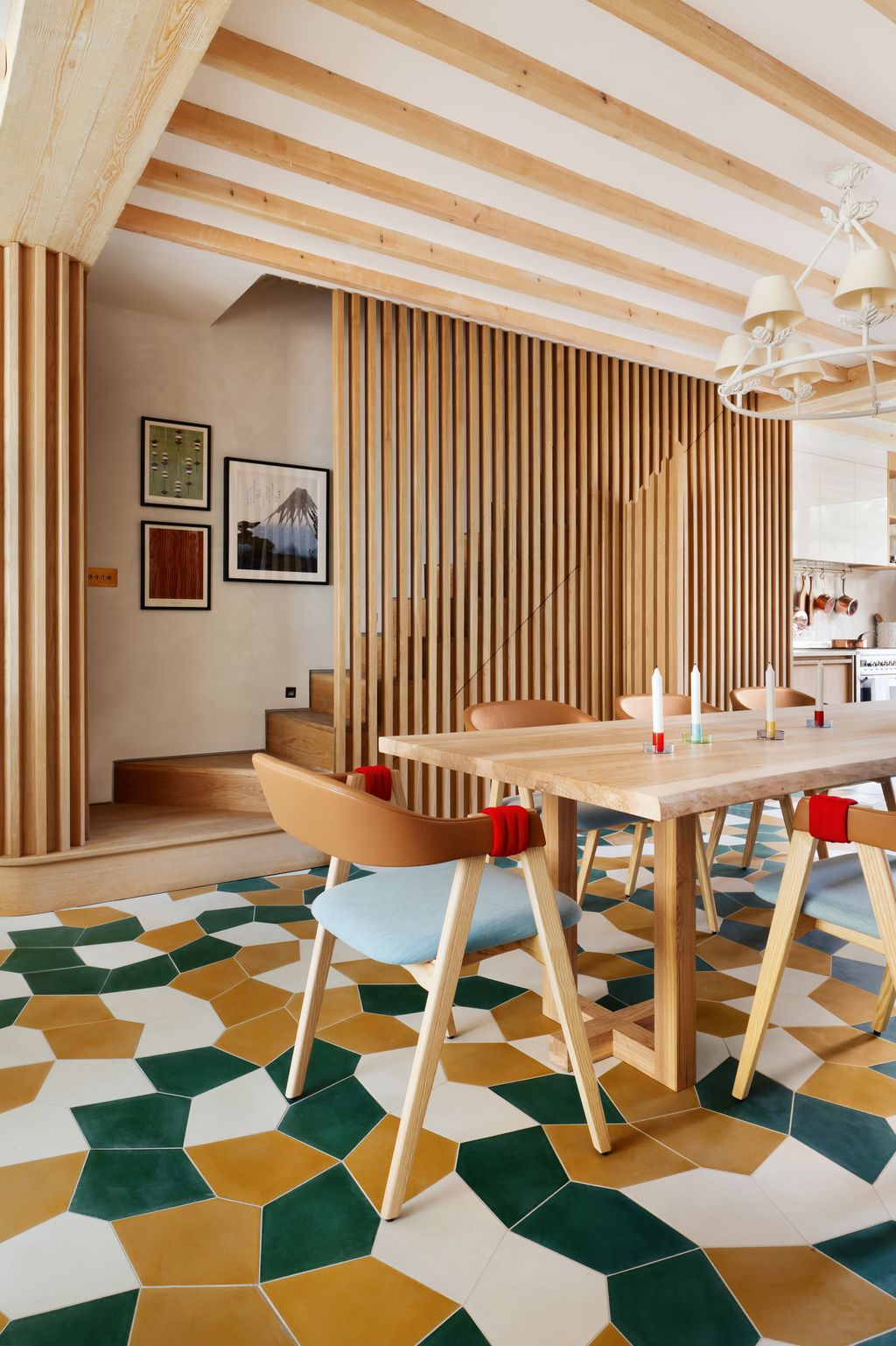 Vaughans ‘Montferrat Leaf chandelier hangs above a ‘Peninsula ash table designed by Galvin Brothers in collaboration...