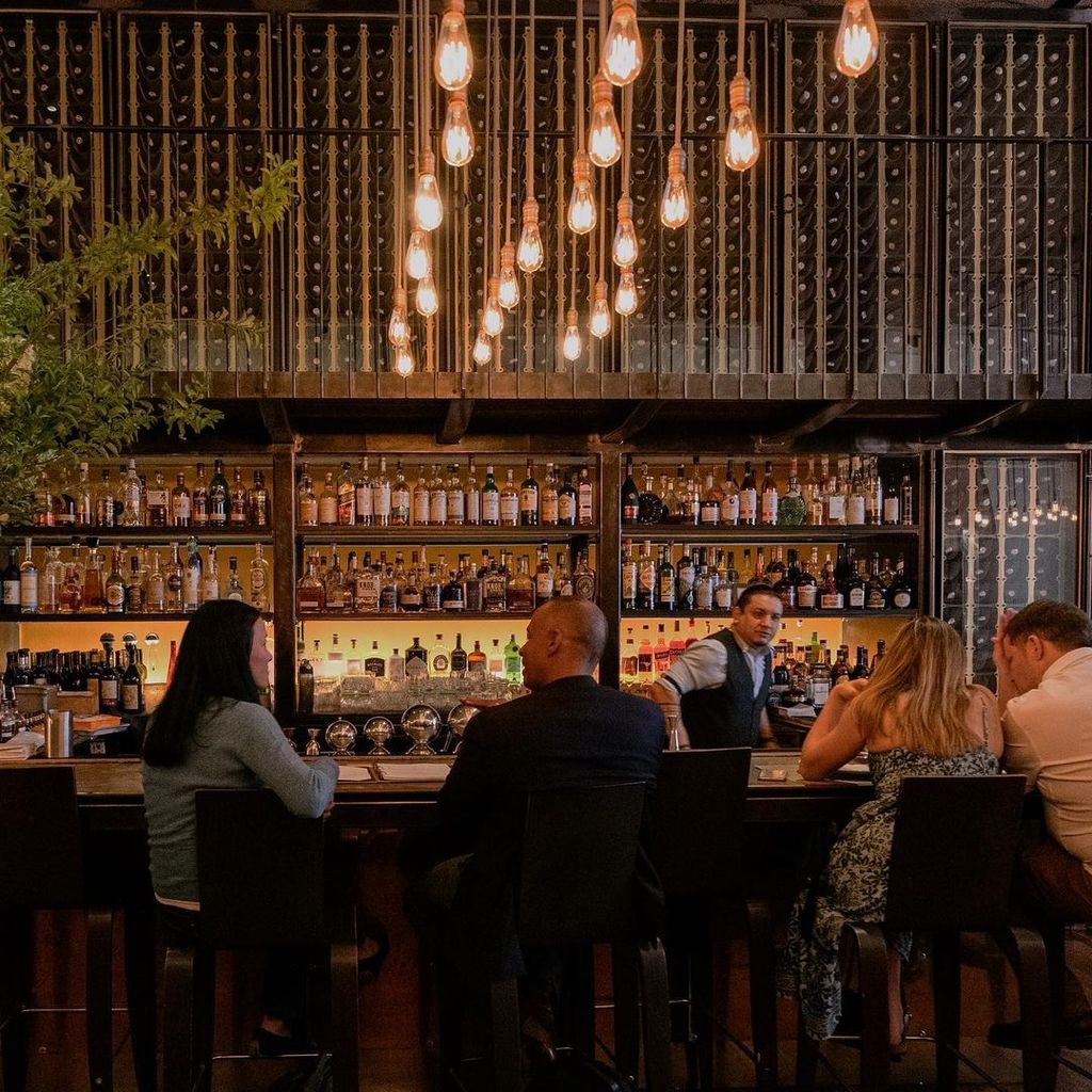 On a quiet street in Manhattan's Flatiron neighbourhood sits one of New York's finest restaurants Craft. Founded and run...