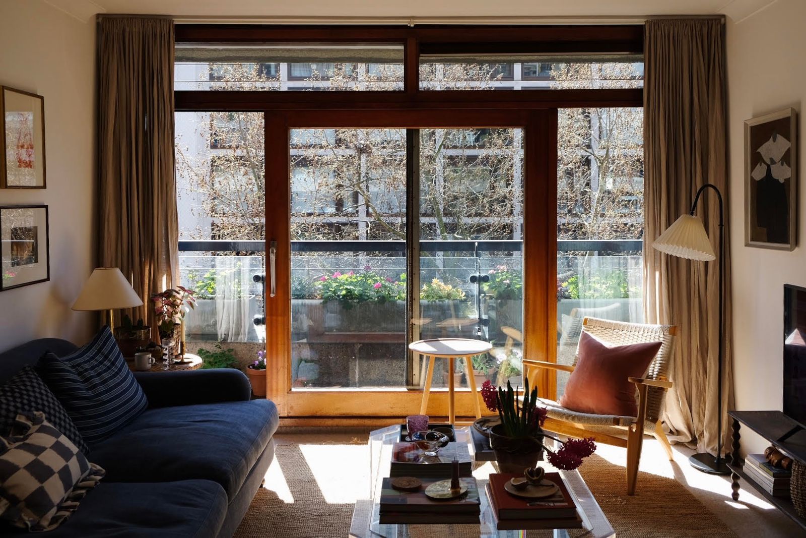 Eleanor's flat in the Barbican.