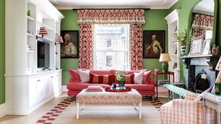 A bright and comfortable family home in the heart of Bath where old meets new