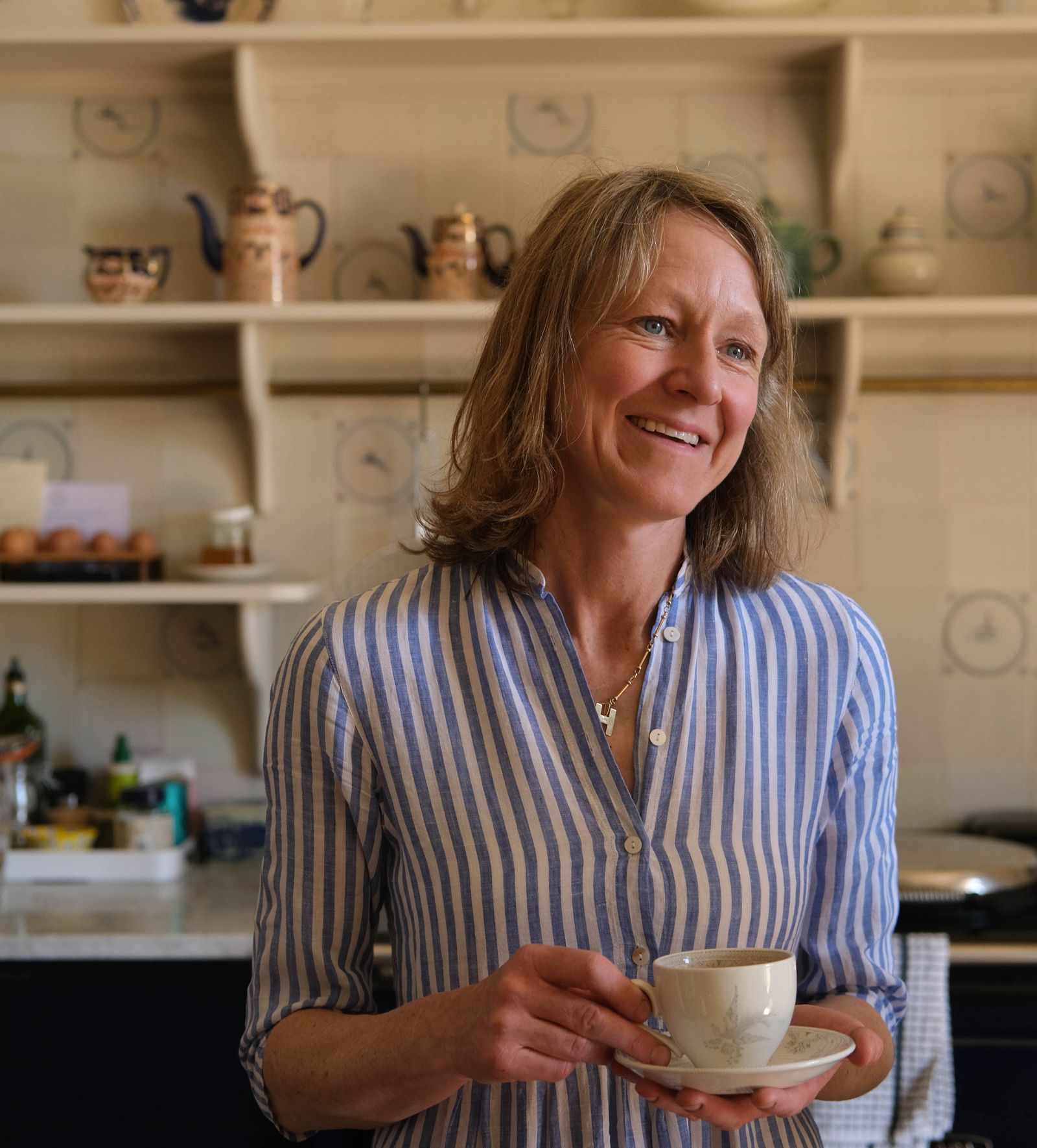 House  Gardens editor Hatta Byng invited The Calico Club to her Regency home Brockfield Hall