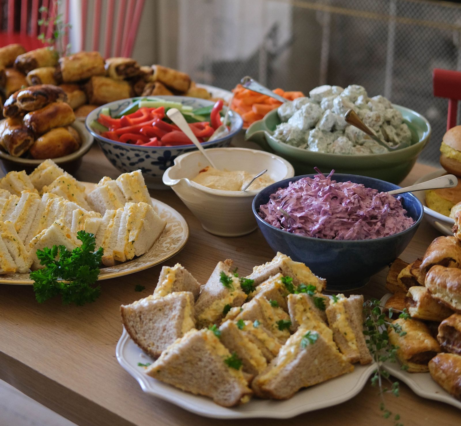 House  Gardens editor Hatta Byng invited The Calico Club to her Regency home Brockfield Hall