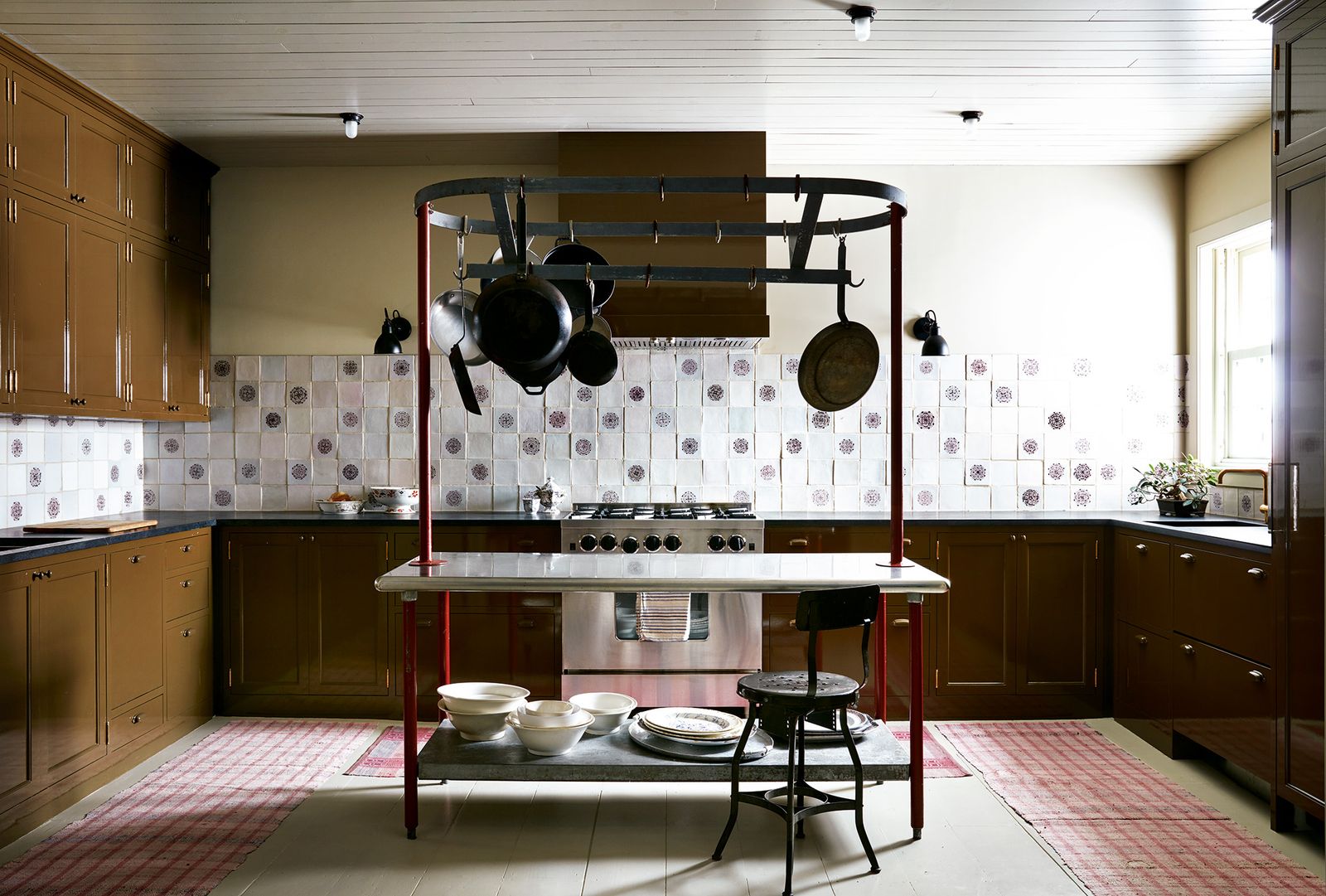 Brown is the colour of the moment this is how to use it