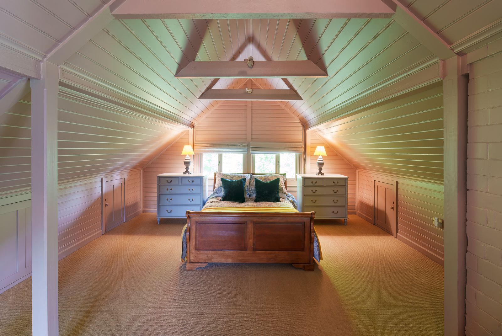 The 'Sex Education house is up for sale See inside Symonds Yat Chalet