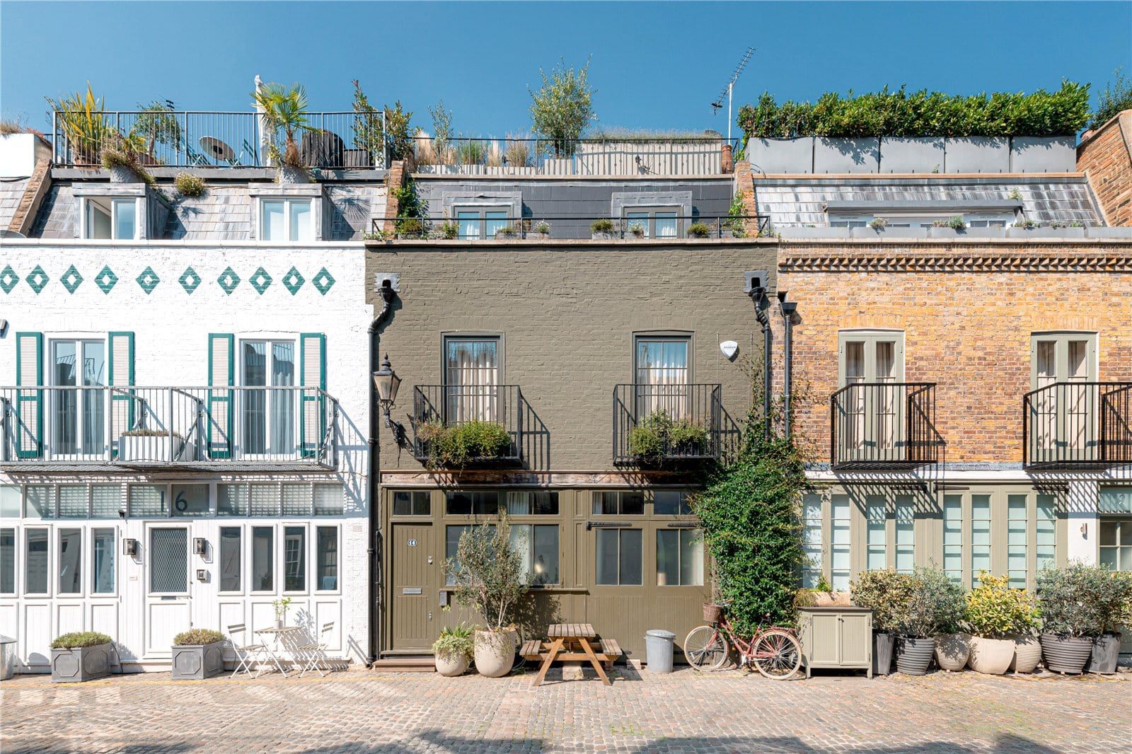 The Notting Hill mews house featured in Love Actually's most iconic scene is up for grabs