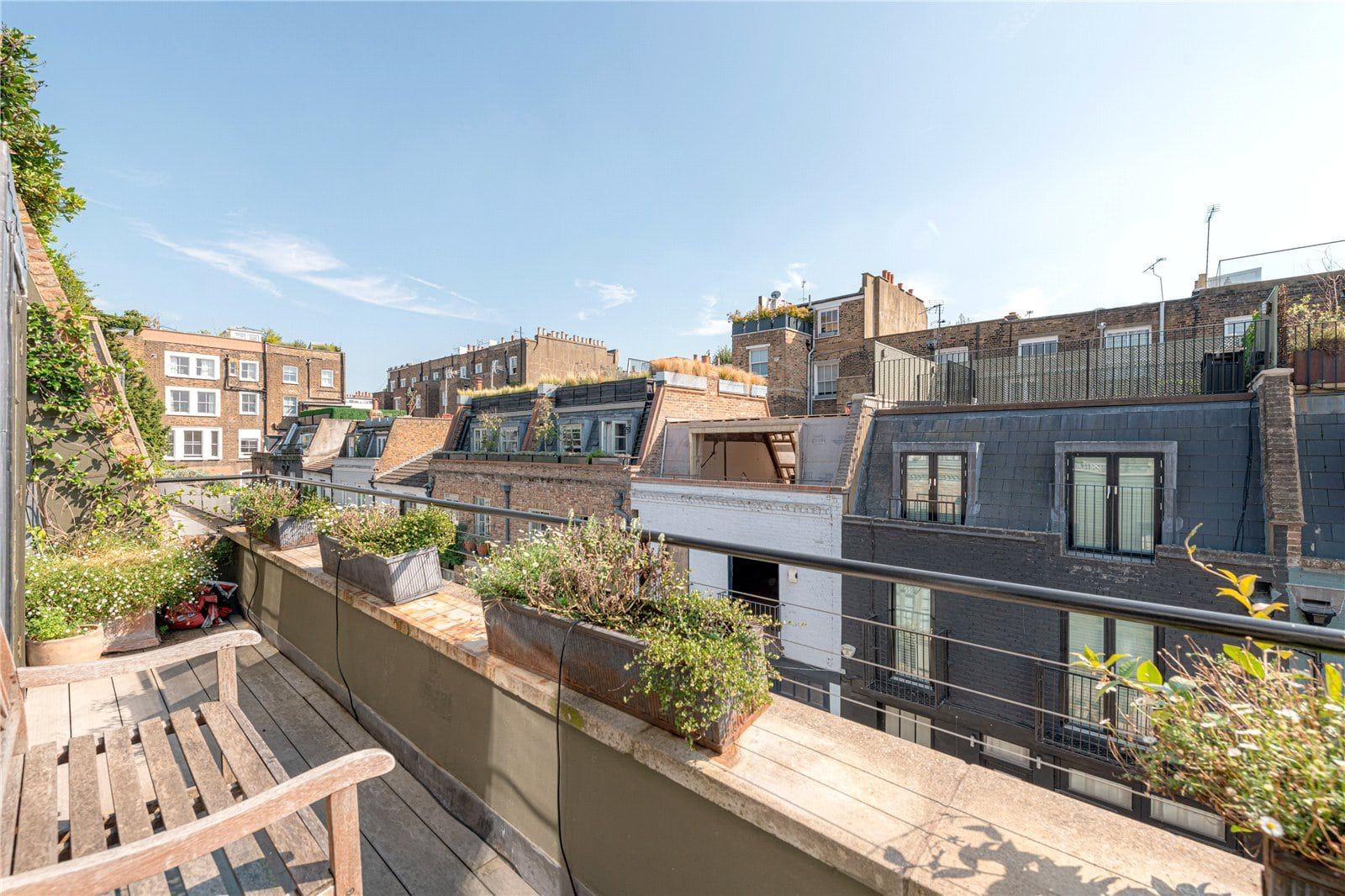 The Notting Hill mews house featured in Love Actually's most iconic scene is up for grabs