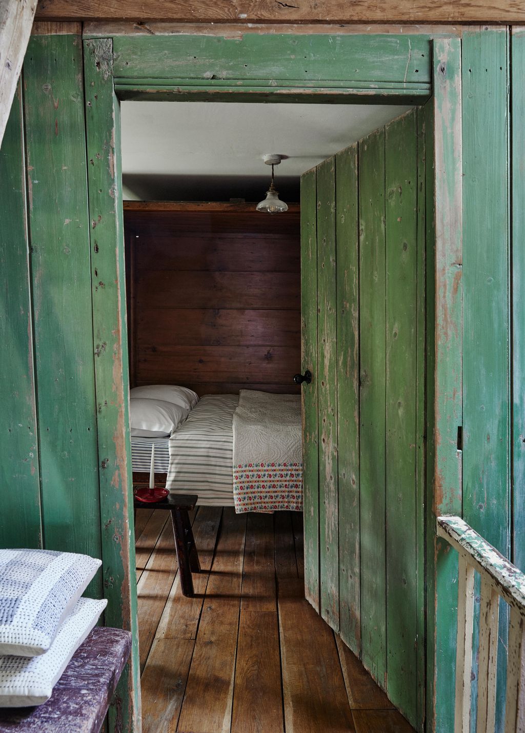 The second bedroom features a traditional Welsh box bed dressed with ticking and a welsh quilt. Dorian subtly Introduced...