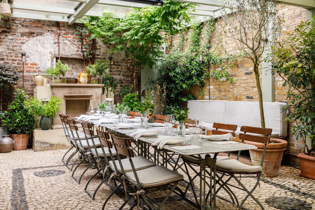 Luca is one of the best restaurants in London serving up the most elegant wonderful plates of Italian food within a...