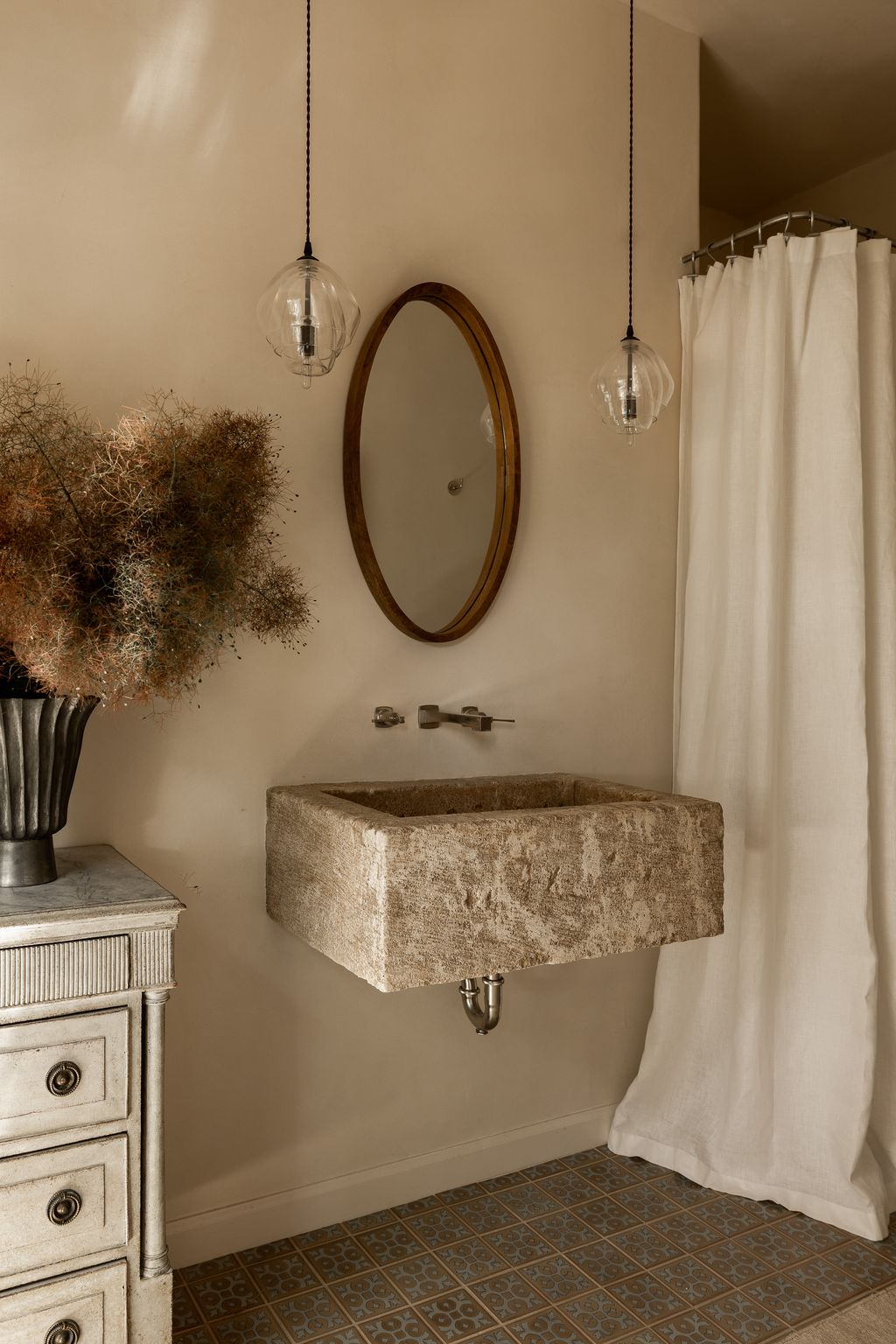 Image may contain Basin Sink Sink Faucet and Lamp