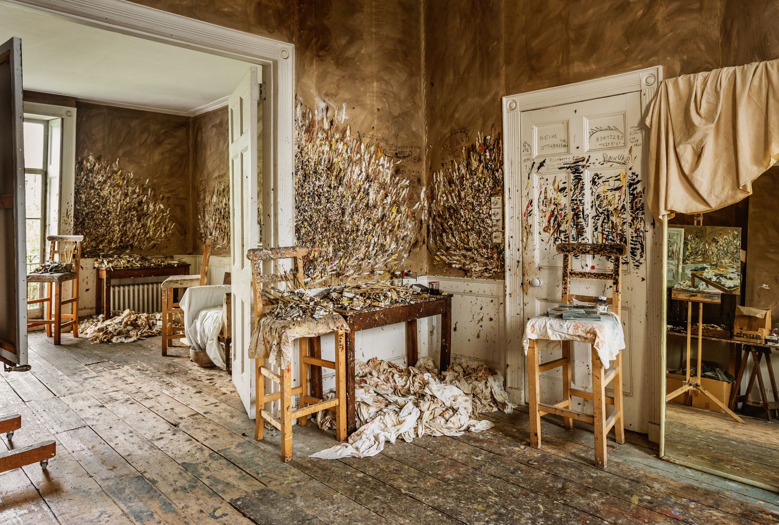 Image may contain Dressing Room Indoors Room Chair Furniture Interior Design Home Decor Wood Box Bed and Bedroom