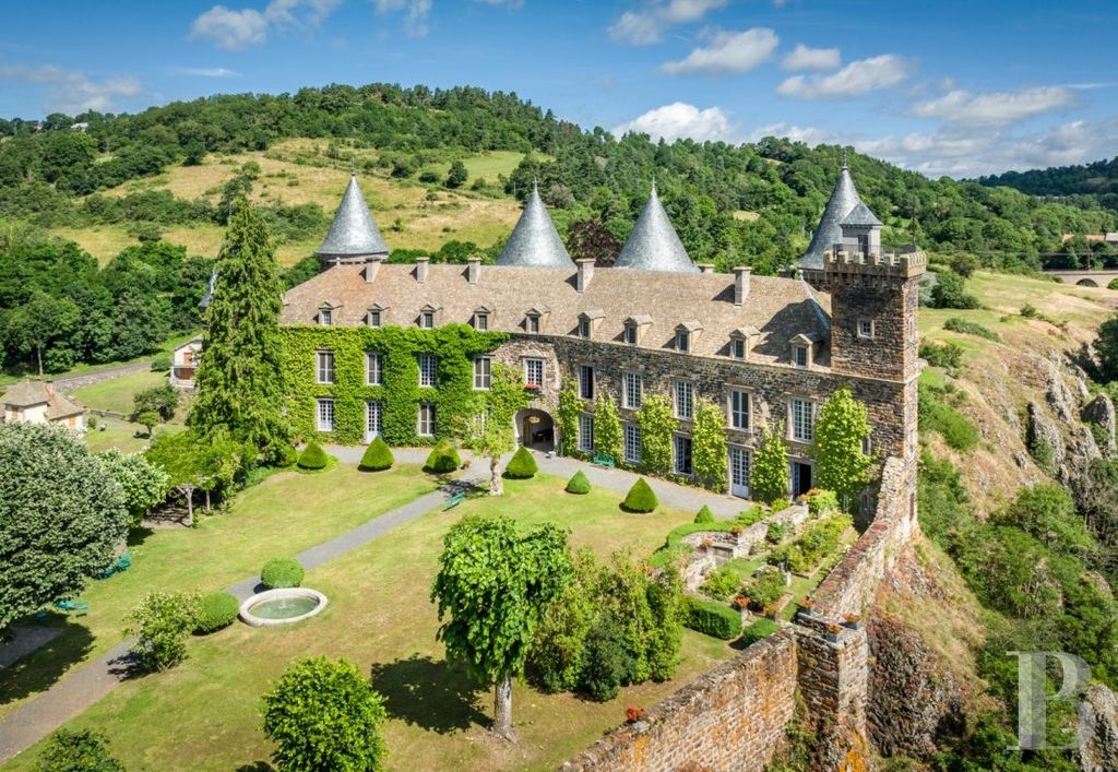 Image may contain Architecture Building Housing House Manor and Outdoors
