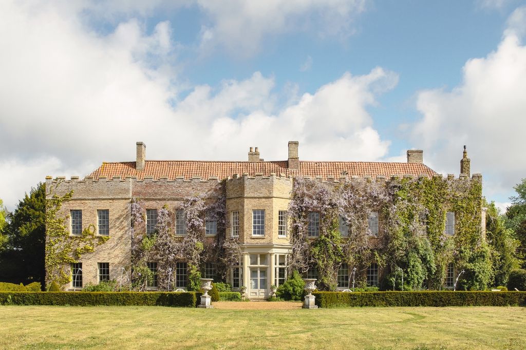 Image may contain Architecture Building Housing House and Manor