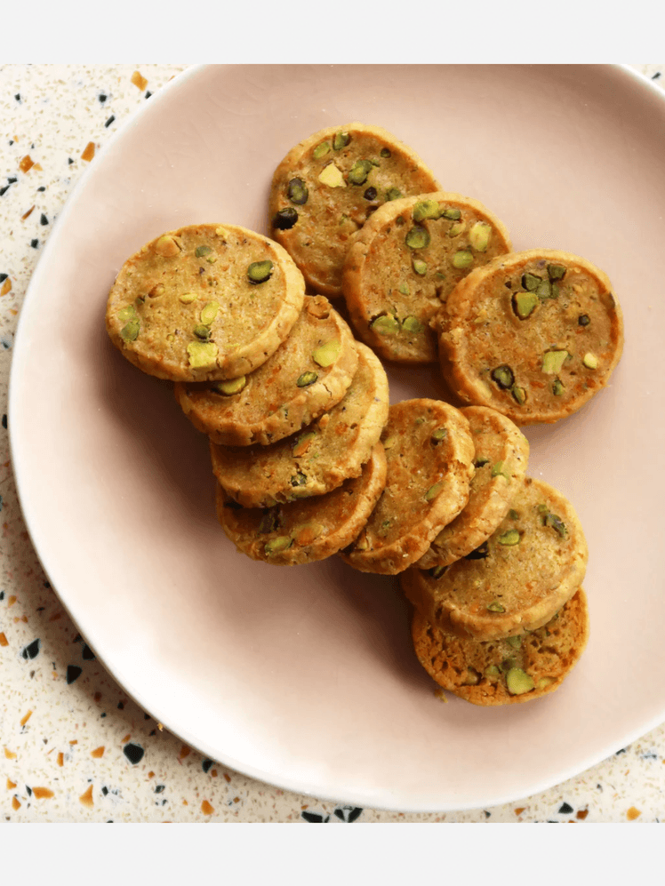 Image may contain: Plate, and Food