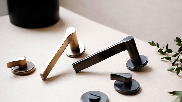 Image may contain: Sink, Sink Faucet, and Bronze