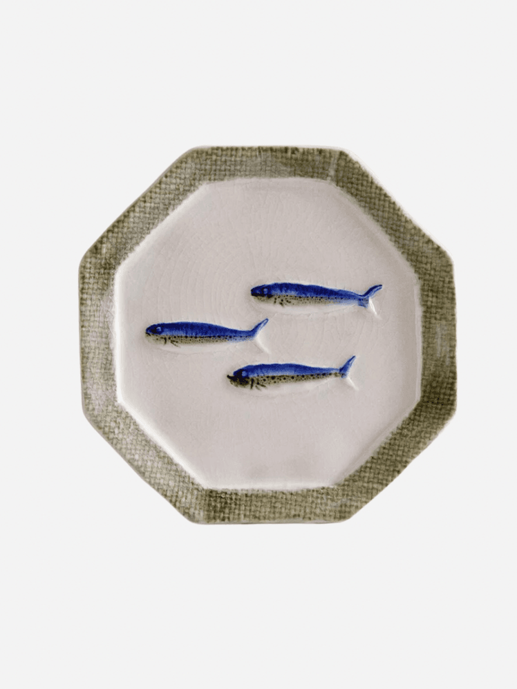 Image may contain Animal Fish Sea Life Art Porcelain Pottery Herring and Plate