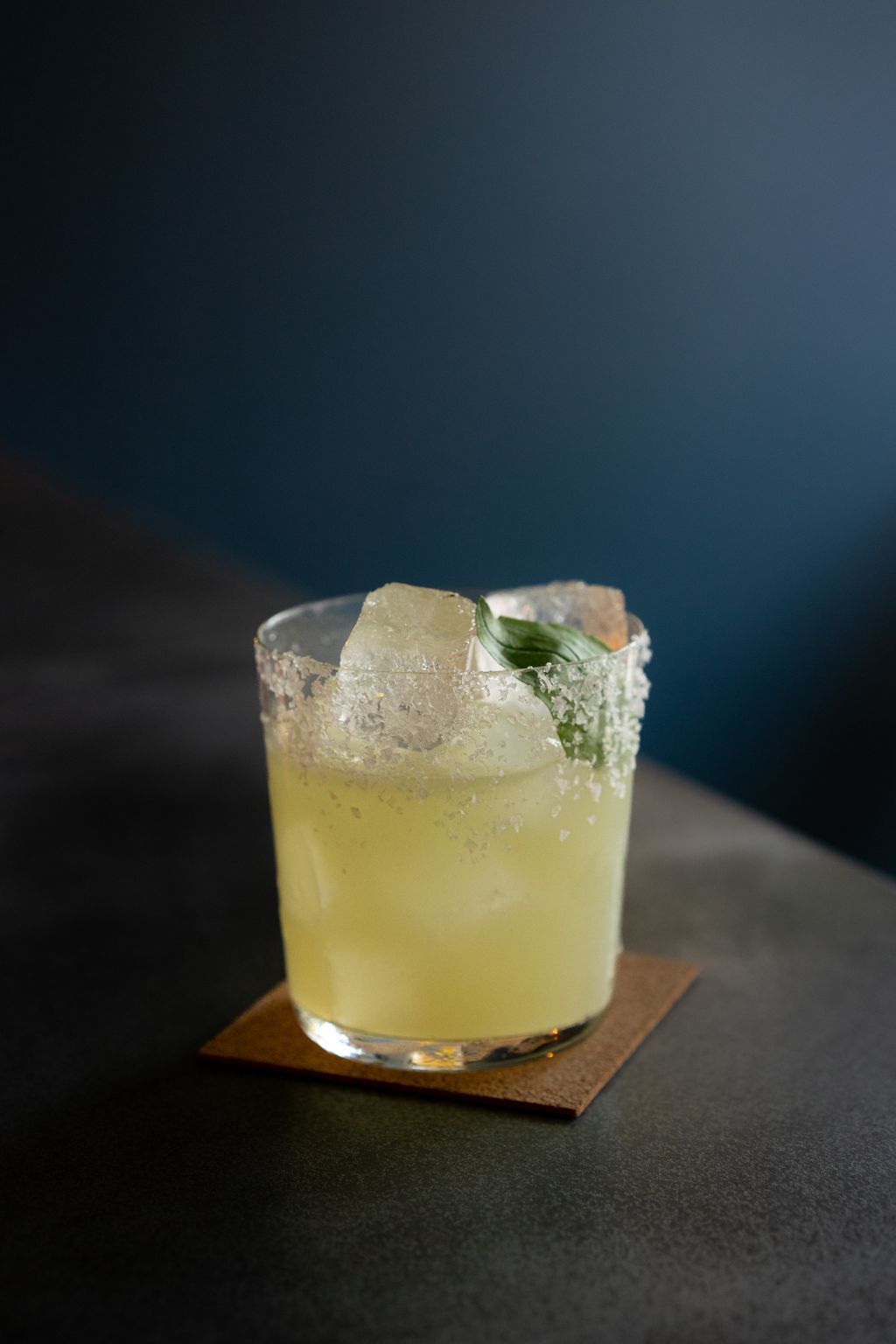 Image may contain Cup Alcohol Beverage Cocktail Mojito and Lemonade