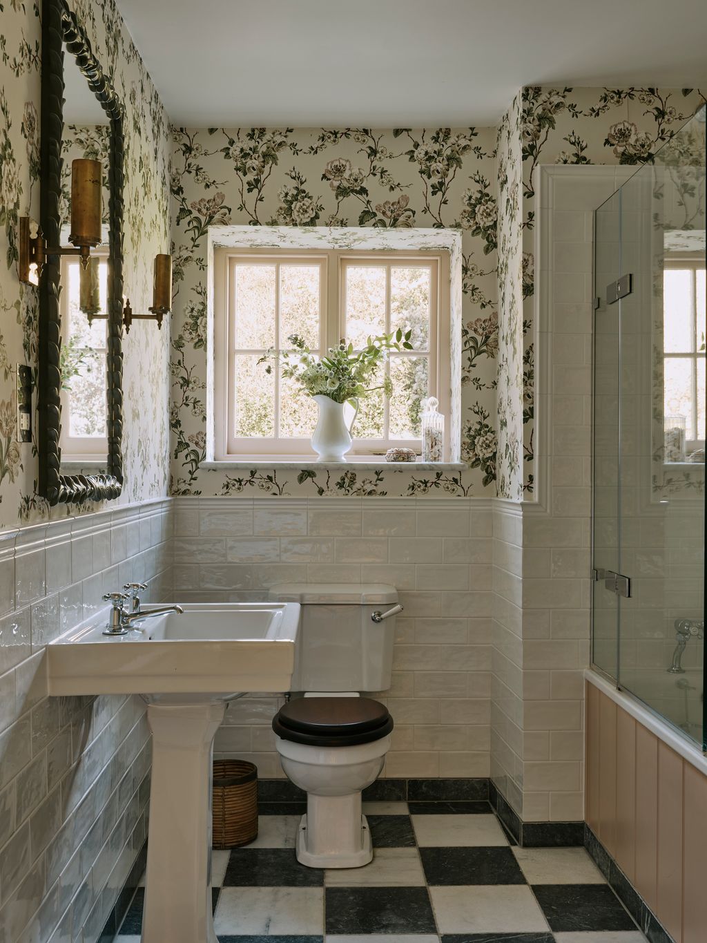 Image may contain Sink Indoors Sink Faucet Bathroom Room Toilet Interior Design and Candle