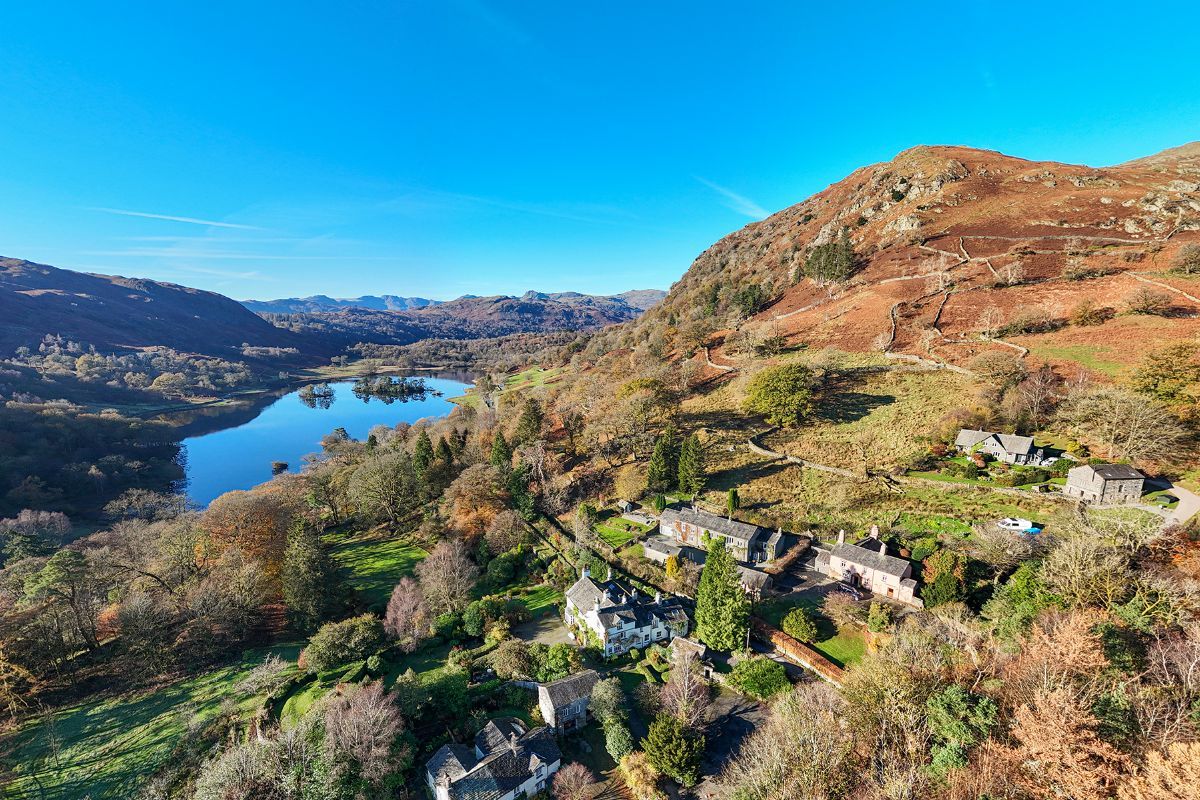 Image may contain Nature Outdoors Countryside Lake Water Rural Village Architecture and Building