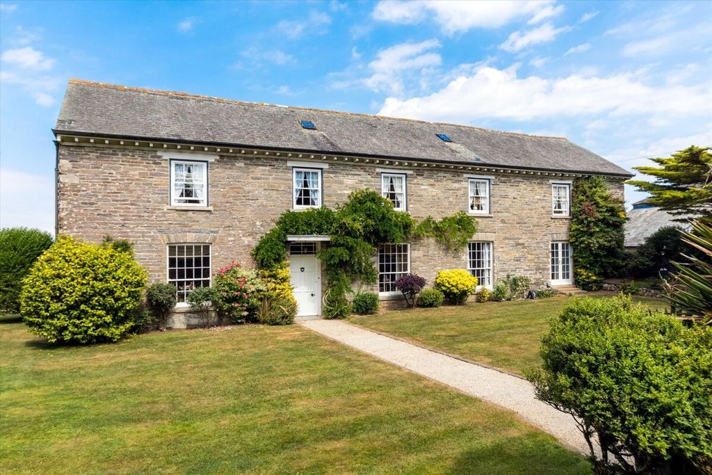 Image may contain Architecture Building Housing House Manor and Outdoors