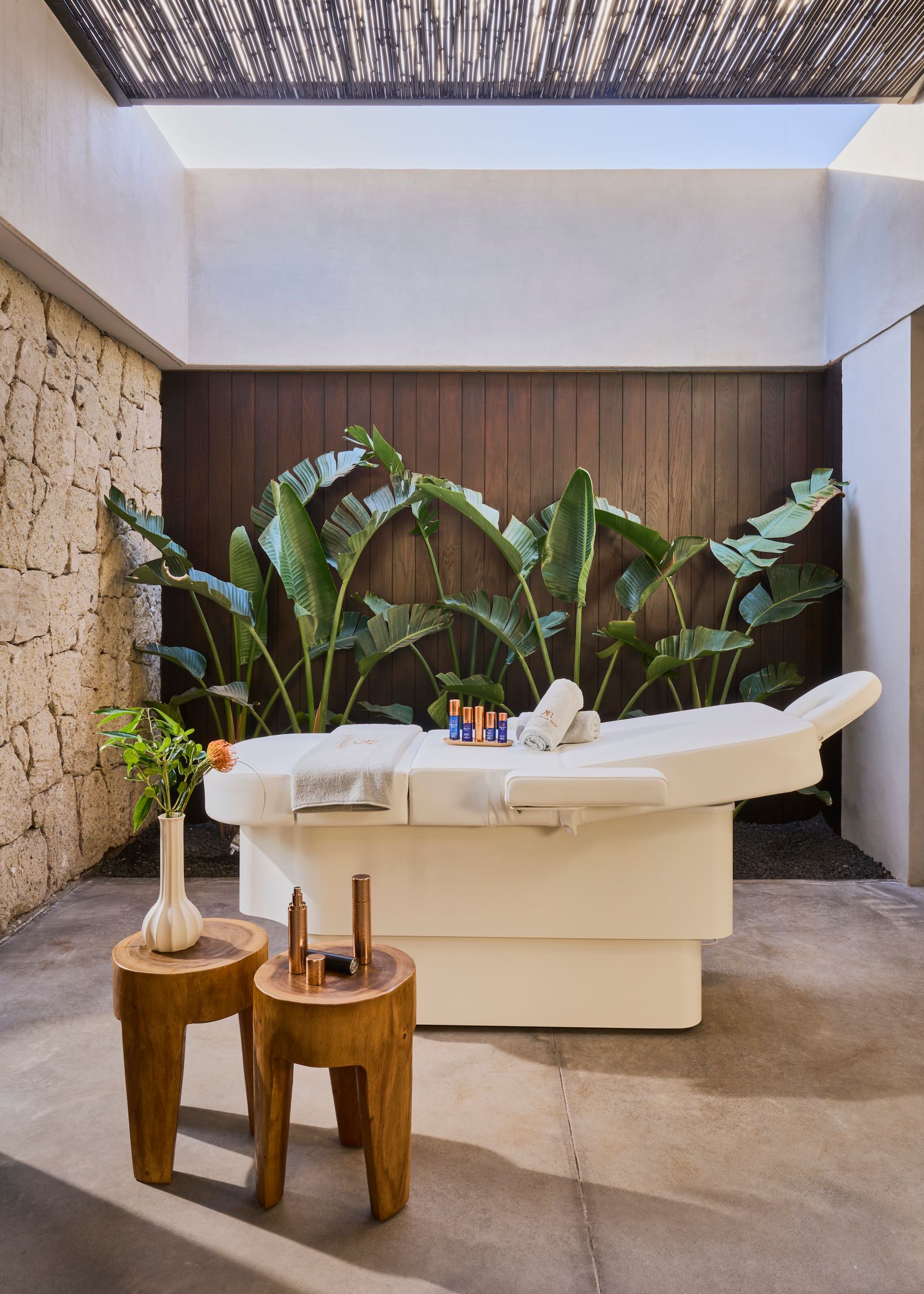 Image may contain Spa