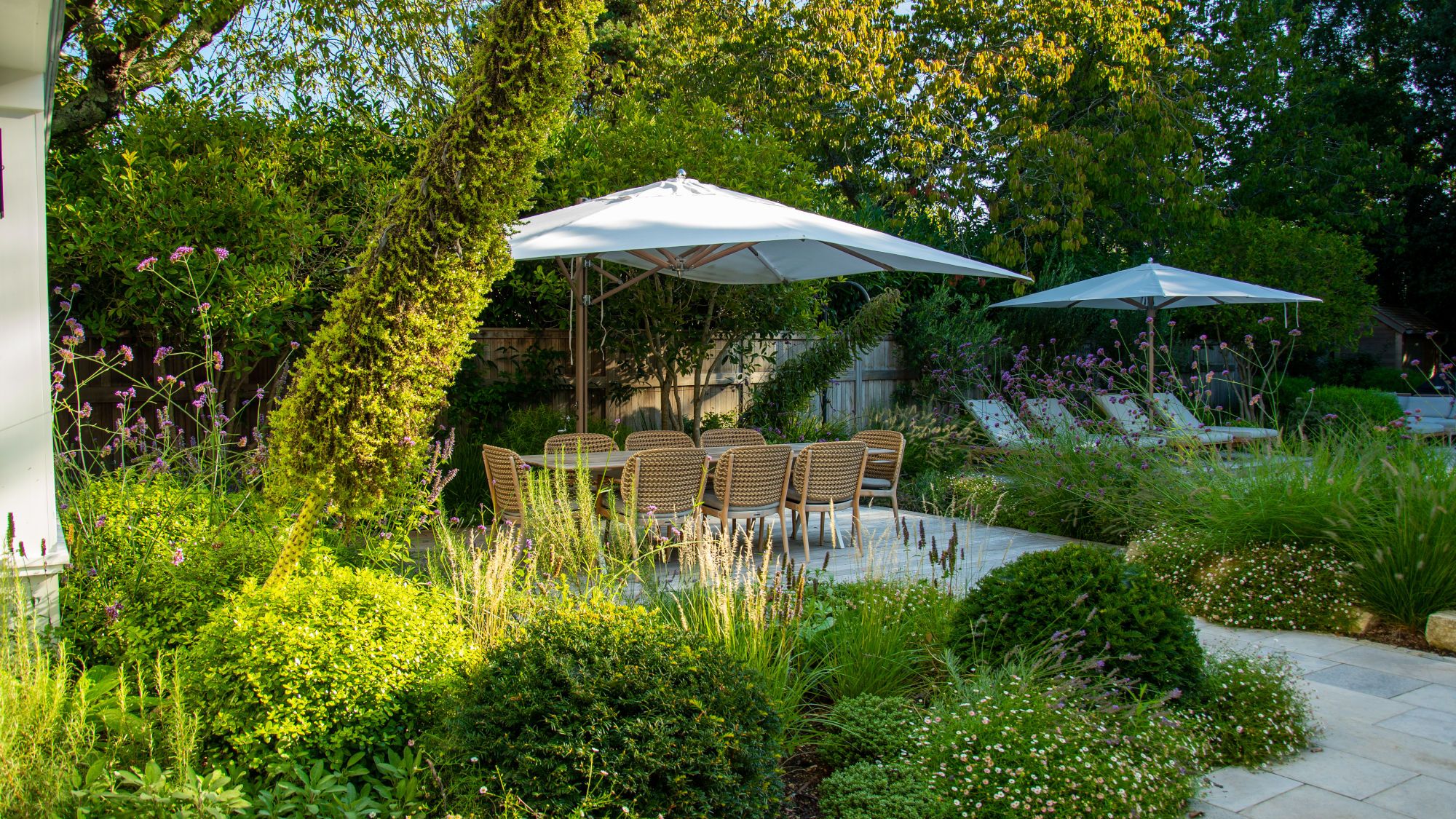 Image may contain: Backyard, Nature, Outdoors, Yard, Grass, Plant, Garden, Architecture, Building, House, Housing, and Patio