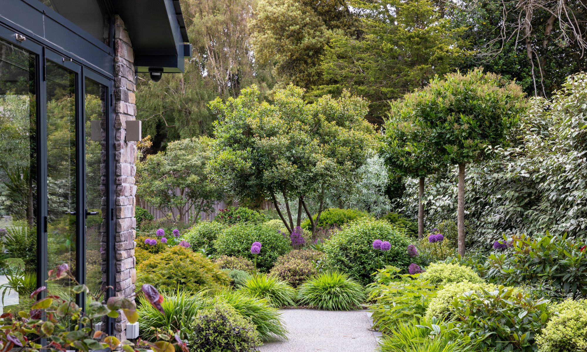 Image may contain: Garden, Nature, Outdoors, Plant, Vegetation, Land, Tree, Woodland, Architecture, Building, and Housing