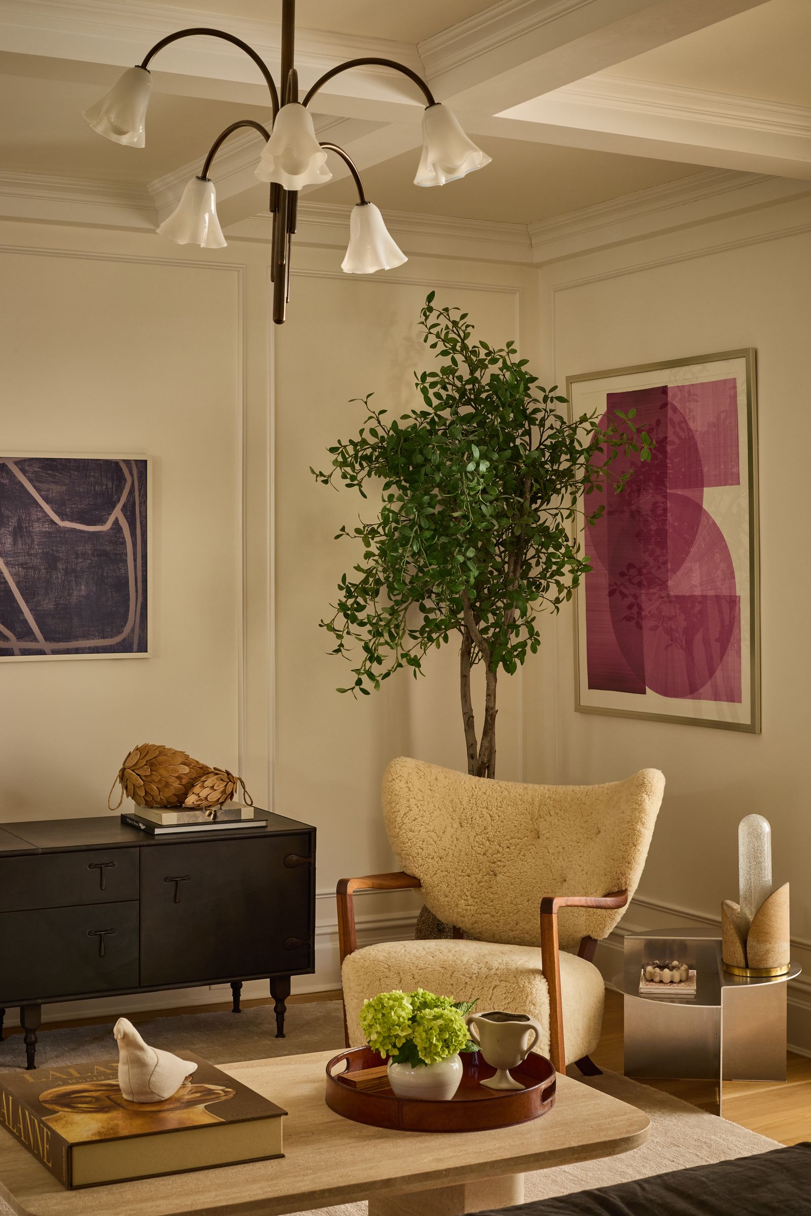 An early 1800s captain's house on Long Island with layered warm interiors by Saffron Case